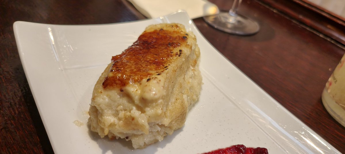 aparadaf's tweet image. Darse una vuelta por @RestViavelez siempre es una buena alternativa