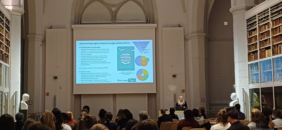 RTG2654SustainableFoodSystems (@rtgsusfoodsys) on Twitter photo We're now diving into the role of urban food actions in transforming food systems with our second keynote speaker of the day, <a href="/FerneEdwards16/">Ferne Edwards</a>. 🌱🏙️
#SustainableFoodSystems We're now diving into the role of urban food actions in transforming food systems with our second keynote speaker of the day, <a href="/FerneEdwards16/">Ferne Edwards</a>. 🌱🏙️
#SustainableFoodSystems