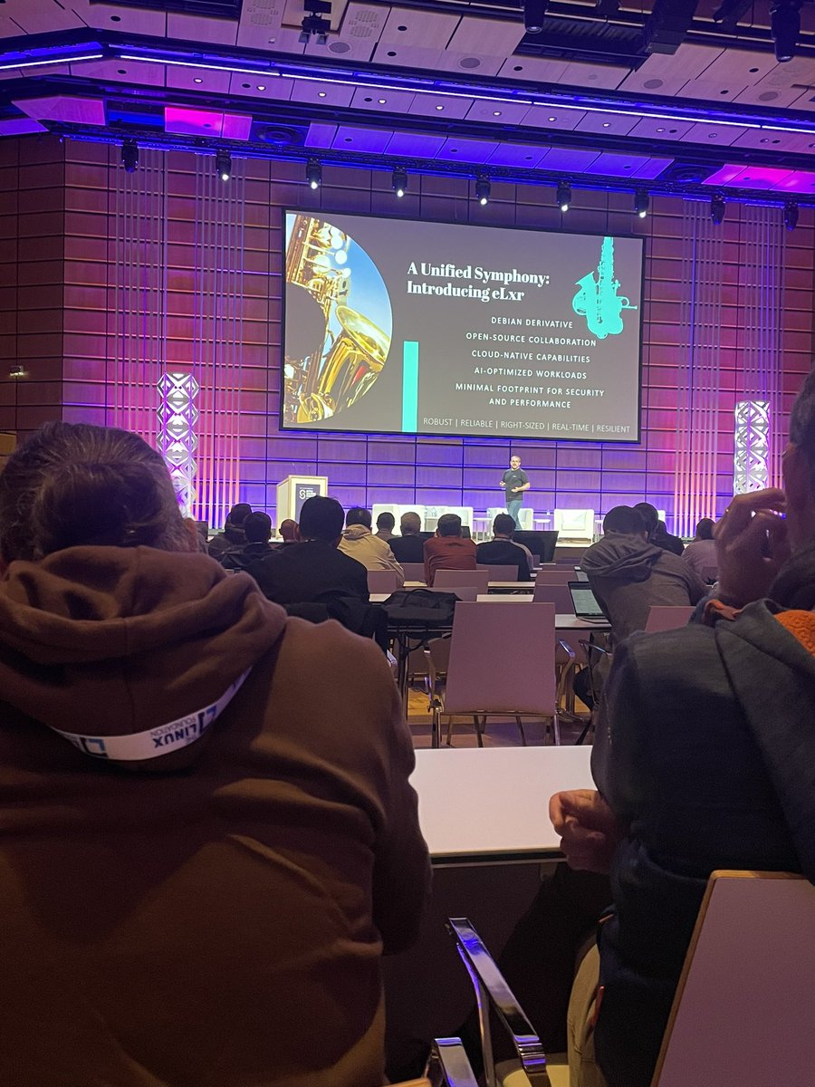 zulcss's tweet image. Elxr keynote