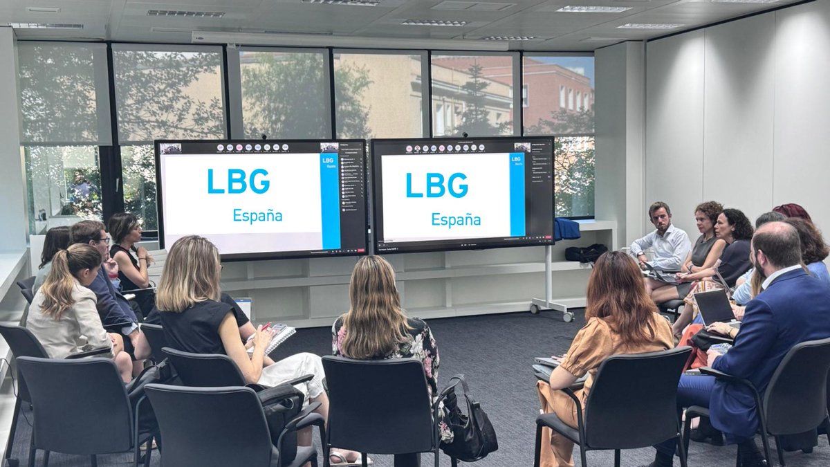 MAS Business tweet media