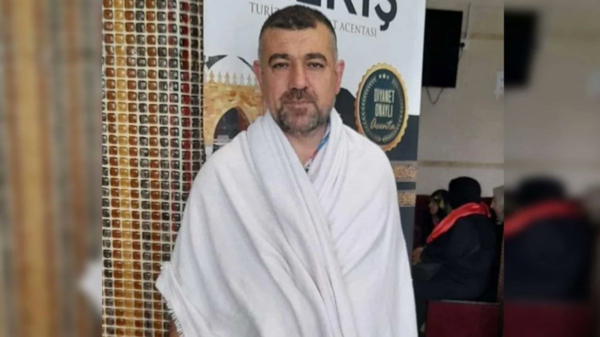 Avni Baranlı..
46 yaşında..
Tekirdağ Çerkezköy Veliköy OSB'de çalıştığı fabrikada spiral makinesi taşının kırılıp boynunu kesmesi sonucu hayatını kaybetti..
Petrol-İş Sendikası Genel Sekreteri Ahmet Baranlı'nın kardeşiydi..
Ailesine ve dostlarımıza başsağlığı diliyoruz..