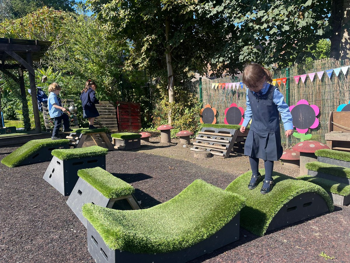 StVincentsPr's tweet photo. Out new reception classes have settled in to school life at St. Vincent’s so well ! They have loved exploring the learning areas and making new friends. #passionateaboutlearning #letyourlightshine https://t.co/9EsUXQXzfF