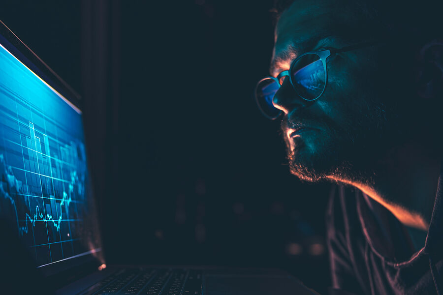 Майнинг криптовалют: стоит ли сегодня вкладываться в биткоин