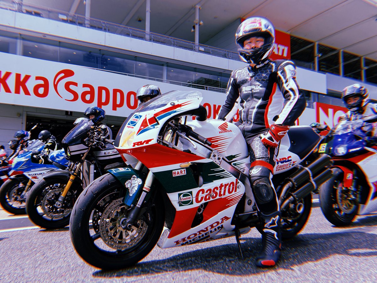 sakura_kisui's tweet image. 199X年
Suzuka Circuit
#RC45