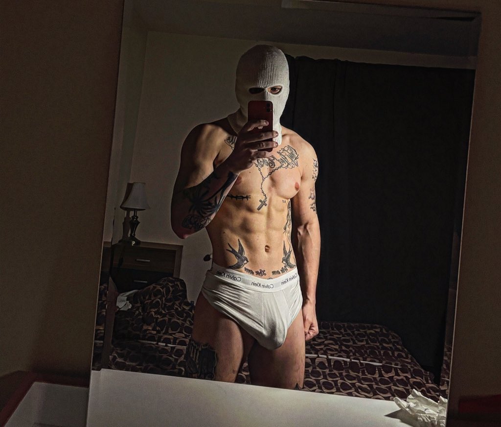 Tattedboy tweet media