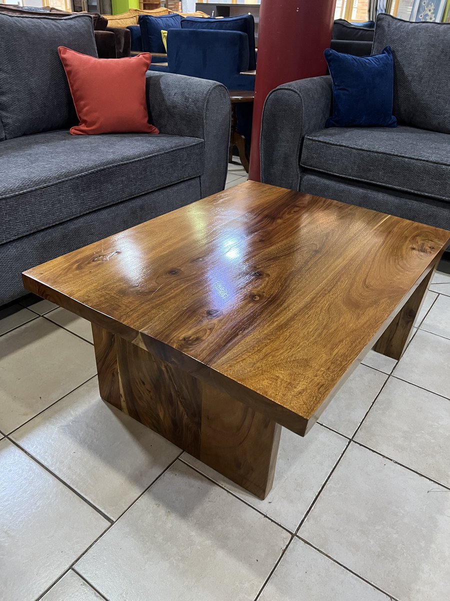 Furn_Workshop's tweet photo. LOCATION: FOREST MALL LUGOGO FIRST FLOOR OPPOSITE POST BANK

We have fully restocked the best furniture ready to take home now as seen. The quality is the best. Note: All sofas are made with fiber, springs &amp; high density foam

☎️📞0701192245 #Balochistan https://t.co/j70I9JCkww