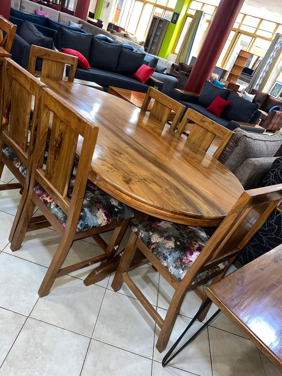 Furn_Workshop's tweet photo. LOCATION: FOREST MALL LUGOGO FIRST FLOOR OPPOSITE POST BANK

We have fully restocked the best furniture ready to take home now as seen. The quality is the best. Note: All sofas are made with fiber, springs &amp; high density foam

☎️📞0701192245 #Balochistan https://t.co/j70I9JCkww