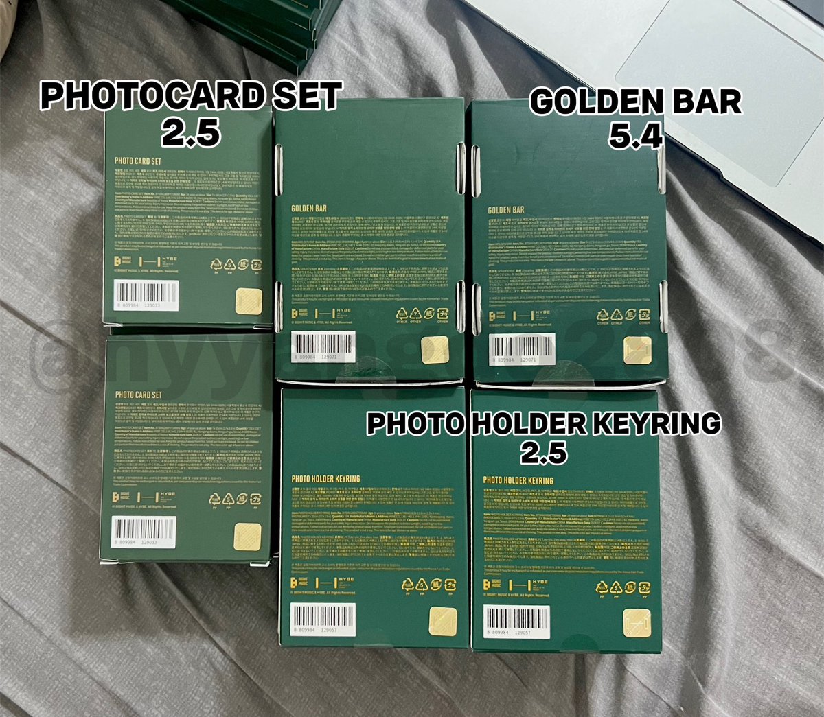 hyyangdo2808's tweet photo. WTS BTS JUNGKOOK GOLDEN EXHIBITION MERCH GOODS
정국 골근 전시회 양도

✨ Photocard set 포카세트 2.5 ✔️ 13ea available 
✨ Golden bar 골든바 5.4 ✔️ 13ea available 
✨ Photo holder keyring 2.5 ✔️ 14ea available 

⭕️WISE/Korean address
⭕️SEALED/condition check❌
⭕️BULK DISCOUNT https://t.co/hSOWnrlH8C