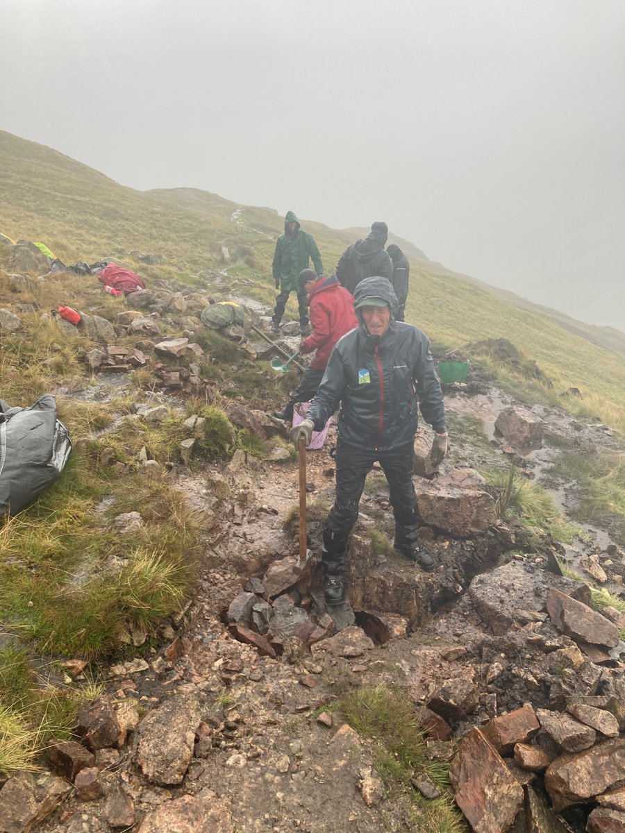 Last weekend our annual mass volunteering event took place on the Band, Langdales. A HUGE thank you to our Volunteers, LDNPA Young Rangers, the National Trust for Scotland and volunteers from Amey who joined our  Rangers for three days of amazing fell fixing.