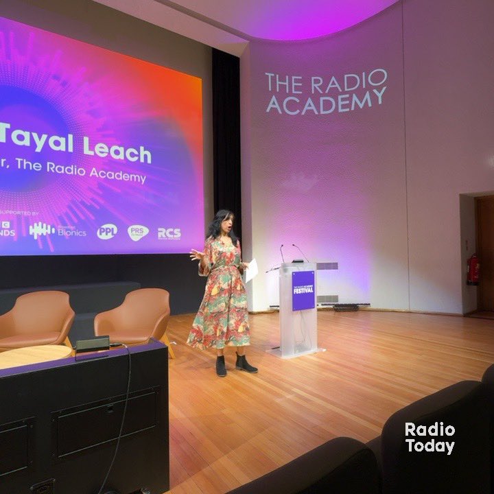 <a href="/MissHelenThomas/">Helen Thomas</a> And a nice welcome from MD <a href="/AradhnaTayal/">Aradhna Tayal Leach</a> asking who listened to something on the way to the conference this morning. Thankfully, in a room full of radio people, most hands went up 🙌 #RadFest24