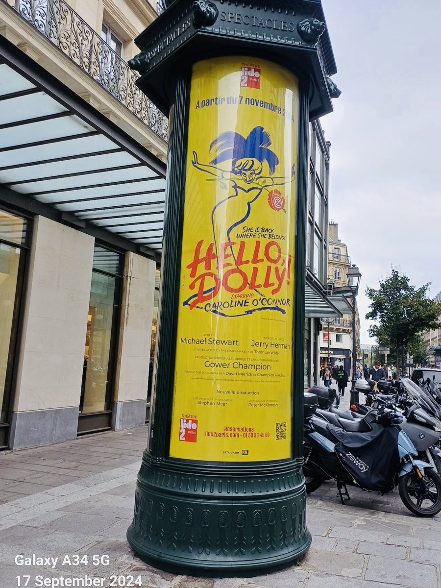 Not long now. Hello Dolly <a href="/LidoParis/">Théâtre du Lido</a> with the wonderful <a href="/cazoconnor/">Caroline O'Connor AM</a> 
And <a href="/PeterPolycarpou/">Peter Polycarpou</a>  Come and see us. ❤️🎭