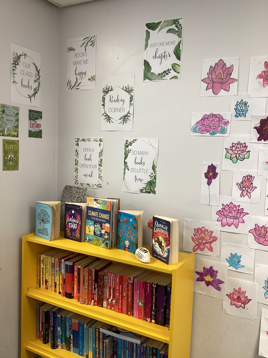 greenleasps's tweet image. Years 5 and 6 are enjoying being in their new classrooms, all set up and ready for a wonderful year. #readingarea #calmcorner