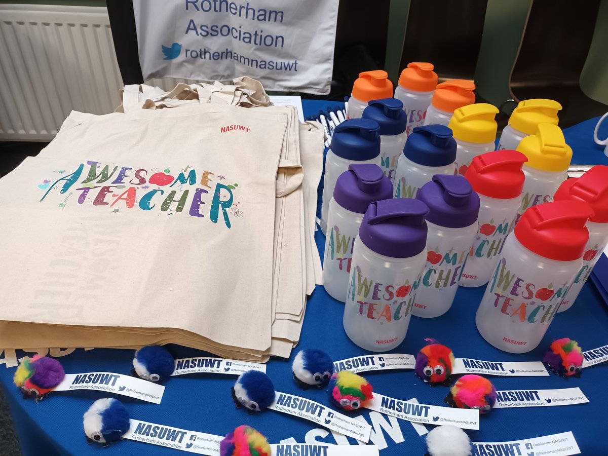 Are you an #ECT attending the <a href="/SYteachinghub/">South Yorkshire Teaching Hub</a> event today? Come and say hello, pick up your <a href="/NASUWT/">NASUWT</a> freebies and your #Awesometeacher bag and water bottle. (We also have sweets)