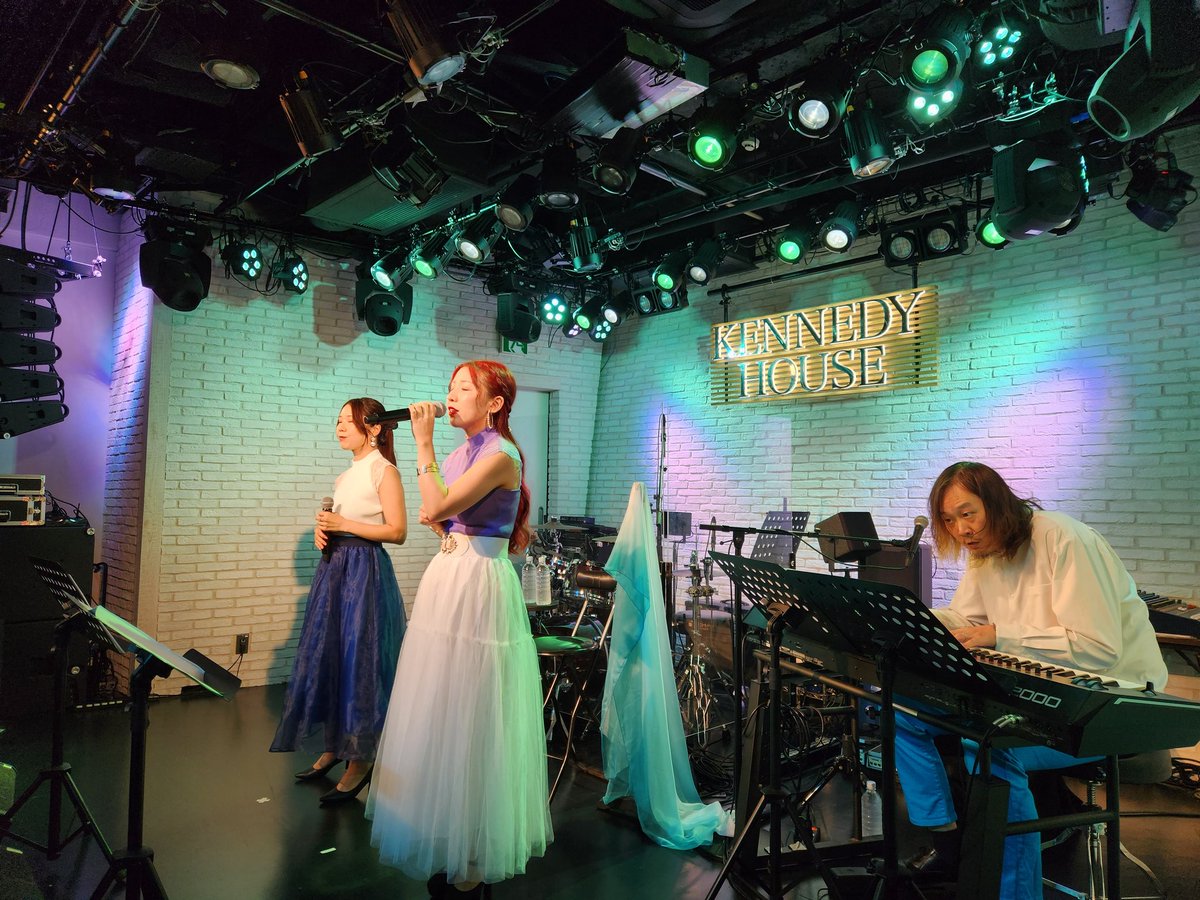 ケネディハウス銀座で。

IKKAライブに行ってきました‼️。