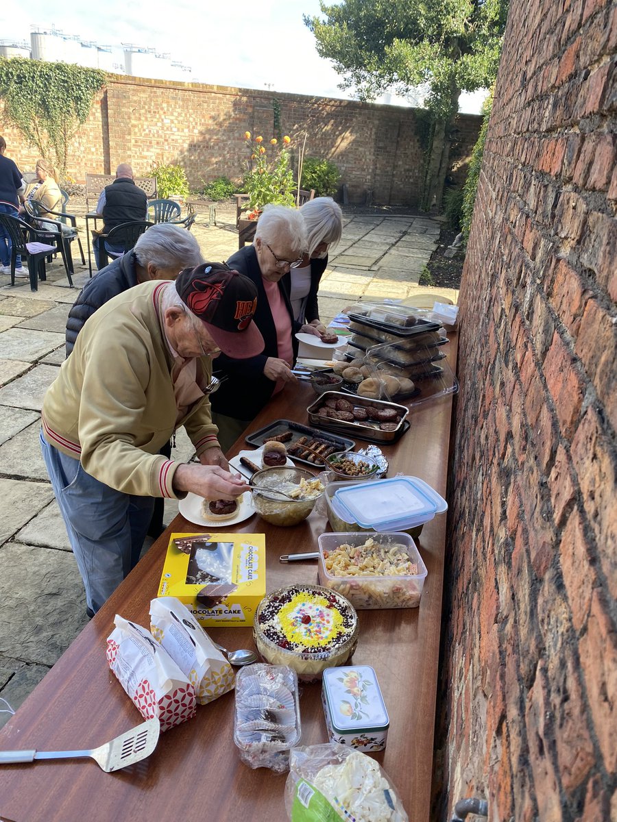 _Charterhouse's tweet photo. Enjoying our 1st BBQ in Bourne Yard and raising money for #macmillan 
Thank you everyone for a great time and donations. https://t.co/1gr10RekFL