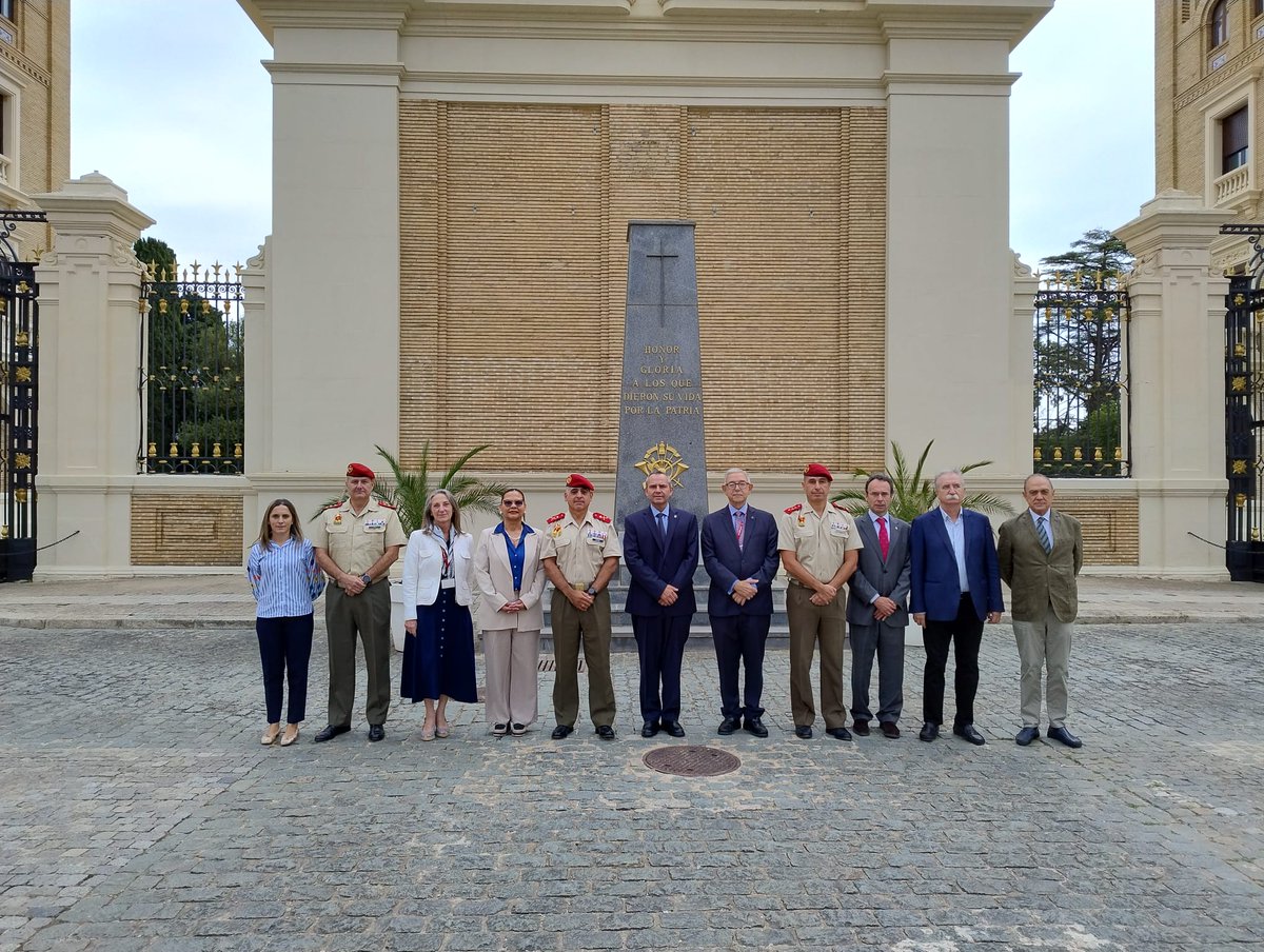 CUD Zaragoza (@cudzaragoza) on Twitter photo #AGM_ET y <a href="/CUDZaragoza/">CUD Zaragoza</a> estudian actividades de colaboración académica con representantes de la Universidad Militar Nueva Granada #Colombia <a href="/lamilitar/">UMNG</a> durante su visita a #Zaragoza para participar en VIII Jornadas del Constitucionalismo de la Paz <a href="/unizar/">Universidad Zaragoza</a> cud-agm.es/news/item/75 #AGM_ET y <a href="/CUDZaragoza/">CUD Zaragoza</a> estudian actividades de colaboración académica con representantes de la Universidad Militar Nueva Granada #Colombia <a href="/lamilitar/">UMNG</a> durante su visita a #Zaragoza para participar en VIII Jornadas del Constitucionalismo de la Paz <a href="/unizar/">Universidad Zaragoza</a> cud-agm.es/news/item/75