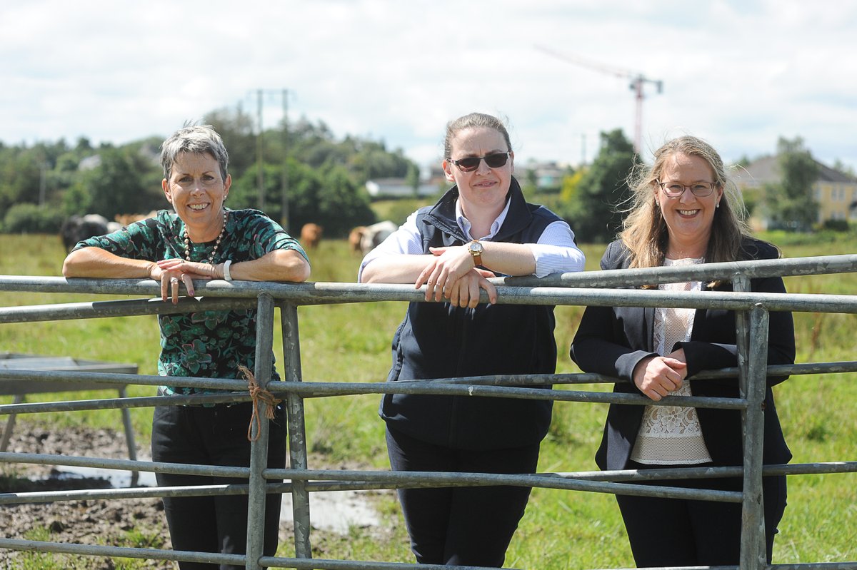 Atlantic Technological University (@atu_ie) on Twitter photo 🎉 Big News! 🎉 ATU is now Ireland’s 2nd provider of Veterinary Medicine education! Announced by Ministers <a href="/podonovan/">Patrick O'Donovan</a> & <a href="/McConalogue/">Charlie McConalogue</a>, ATU’s new BVMS program will enhance vet education in the West & Northwest. 🔗 More info at atu.ie/news/atlantic-…
#AtlanticTU <a href="/OFlynnATU/">Orla Flynn</a> 🎉 Big News! 🎉 ATU is now Ireland’s 2nd provider of Veterinary Medicine education! Announced by Ministers <a href="/podonovan/">Patrick O'Donovan</a> & <a href="/McConalogue/">Charlie McConalogue</a>, ATU’s new BVMS program will enhance vet education in the West & Northwest. 🔗 More info at atu.ie/news/atlantic-…
#AtlanticTU <a href="/OFlynnATU/">Orla Flynn</a>