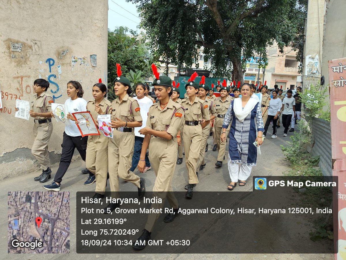fc_ncc's tweet photo. 3 HAR GIRLS BN NCC, HISAR
A Rally organised by 
F.C. College for Women Hisar on 'Awareness of deworming day' NCC cadets took part in this Rally by making posters ✨

Invest in a healthier future for children” 

@HQ_DG_NCC 
@CPhhp 
@NCC_Hisar https://t.co/EhltA1bice