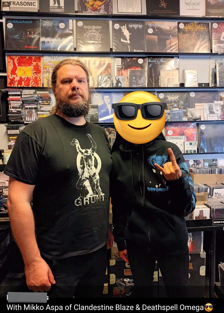 kasvismafioso's tweet photo. 9/x
Vasemmalla #MikkoAspa, joka soittaa mm. bändeissä #Vapaudenristi, #ClandestineBlaze ja #DeathspellOmega.
Oikealla Sinimustan liikkeen #PauliKaila. https://t.co/hbGuyfqvnq