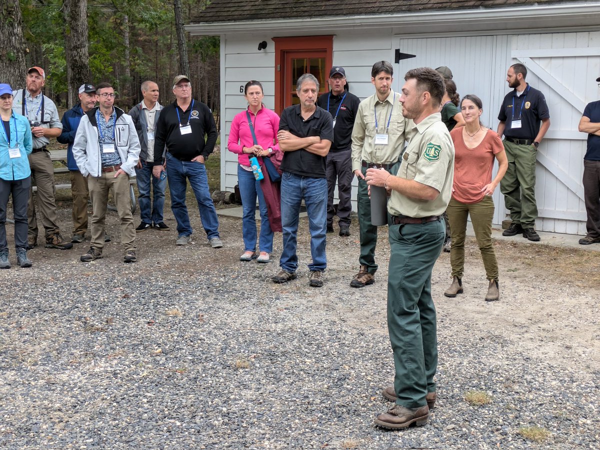It is field trip day here at the Cohesive Strategy Workshop. We are at Silas Little Experimental Research Station with Nick Skowronski and Mike Gallagher. #CSWorkshop2024