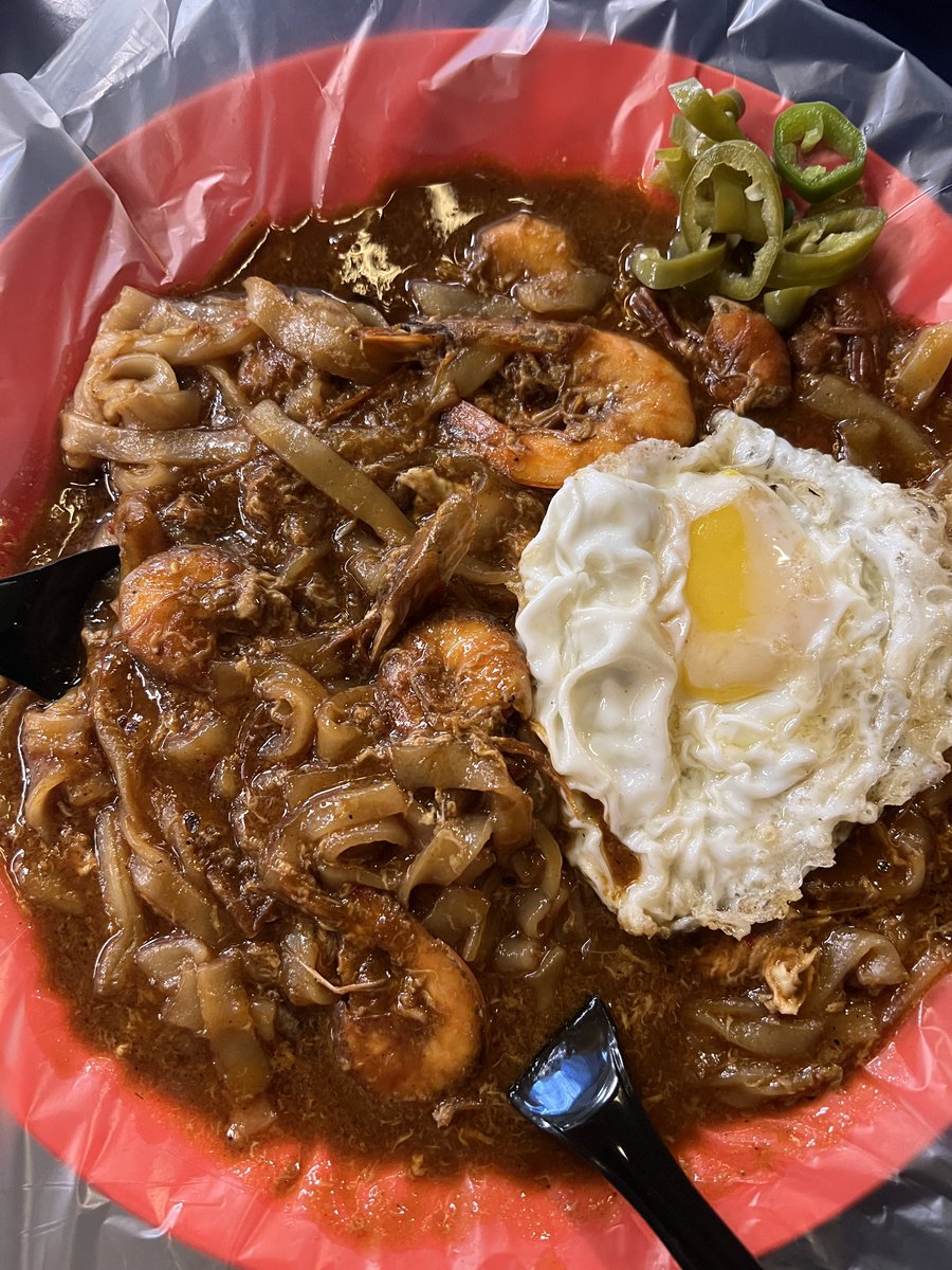 NikShariff92's tweet photo. Char kuew tiaw paling sedapp!! Perfect tanpa taugeh &amp; kerang🤪 Please jgn tutup kedai bang sy akn jd regular customer. 

Satay sbelah dia pun sedapp!!

📍 Hajris Bistro Permaisuri Cheras (Belakang JPJ) https://t.co/FUOicoPbc1