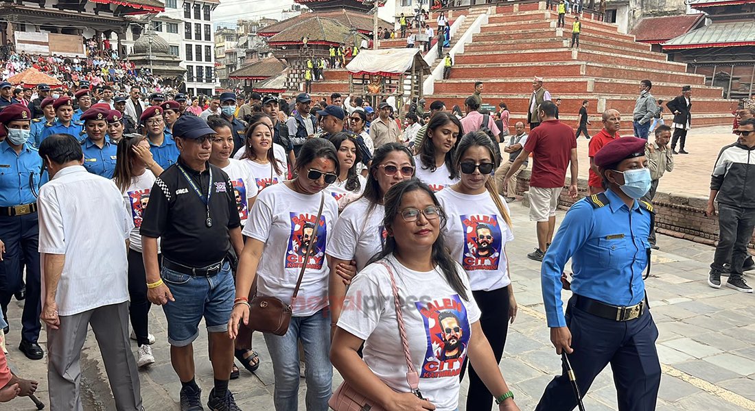 shishirdahal's tweet image. यो देशमा राष्ट्रिय झन्डामाथि को छेडखानी सह्य छ तर बालेन अंकित टि-सर्ट असह्य ! प्रजातान्त्रिक अधिनायकबाद तर्फ उन्मुख नेपाल 🫣🤐⚫️🏴‍☠️