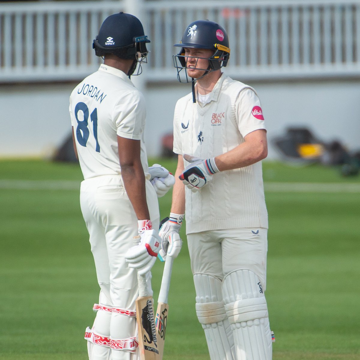 KentCricket's tweet photo. 50 partnership between Evison and Jordan.

📲 LIVE Match Centre: https://t.co/3XuhcFJJw7 https://t.co/1swAXMvDOW