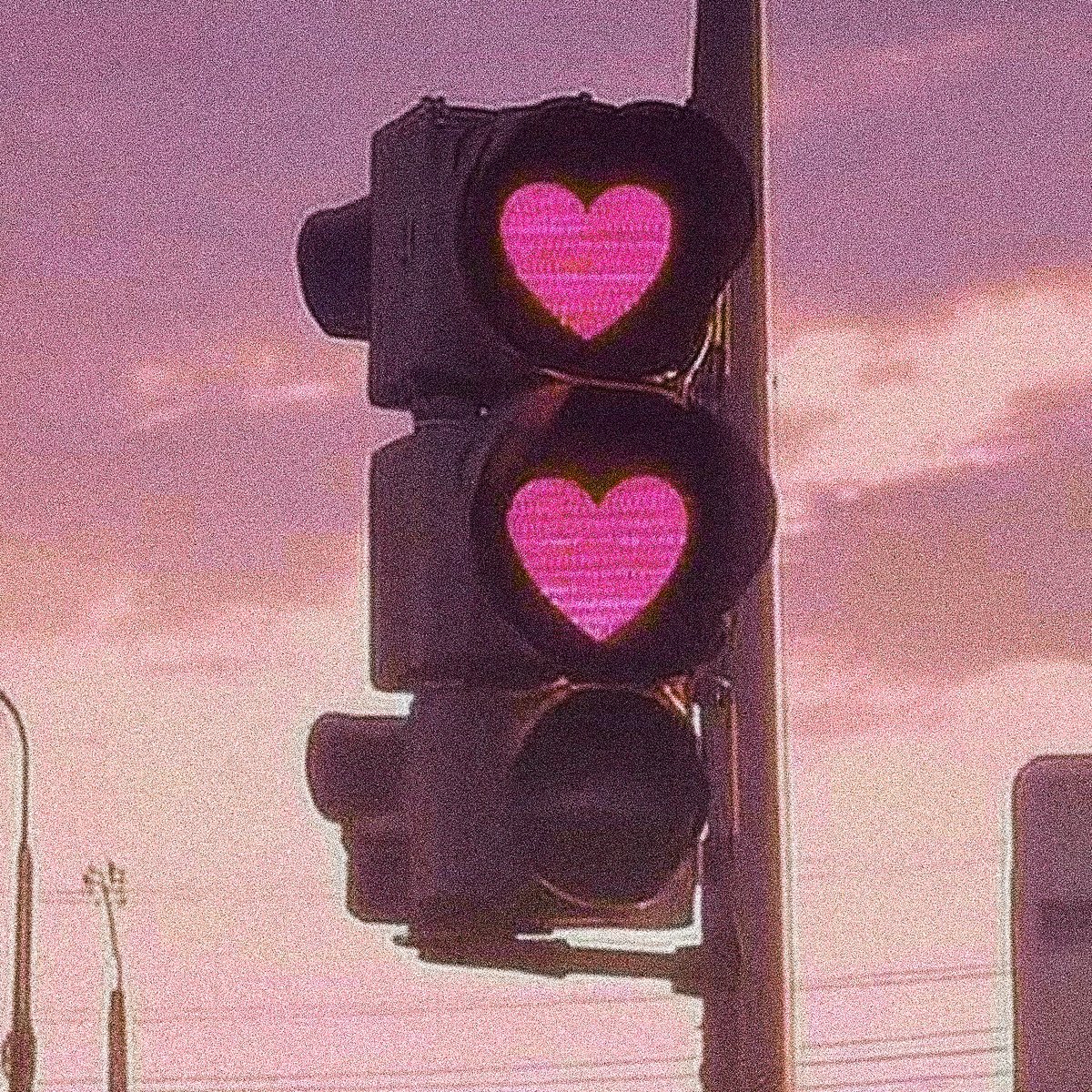 endless warmth out now! thanks for listening ♡  

eeveemusic.com