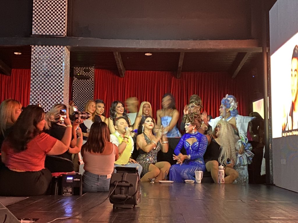 HedwigSnatchedt's tweet photo. #DragRacePh s3 #SuperQueens viewing party at Rampa! https://t.co/JxH88zWJyN