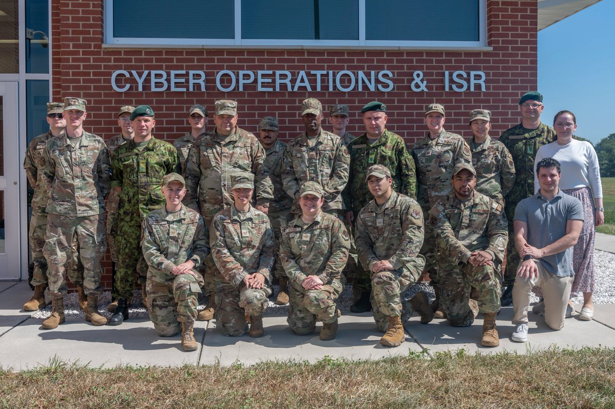 National Guard tweet media