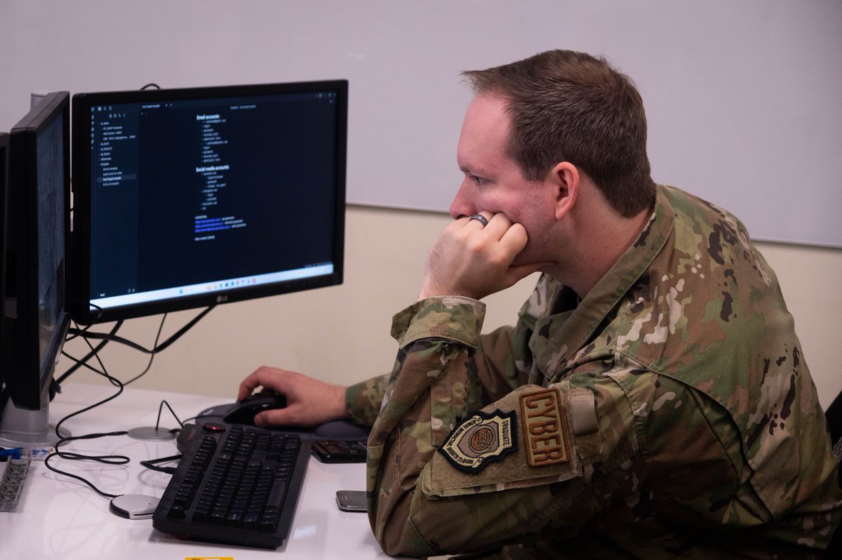 National Guard tweet media