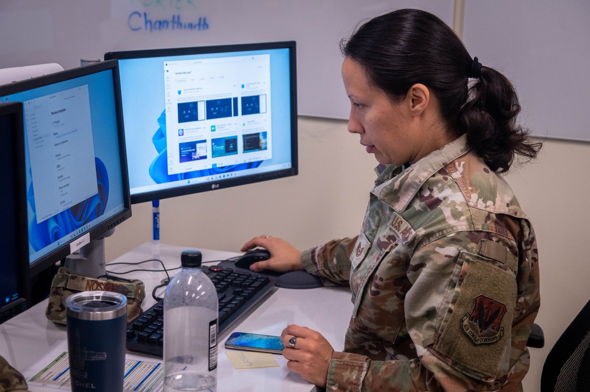 National Guard tweet media