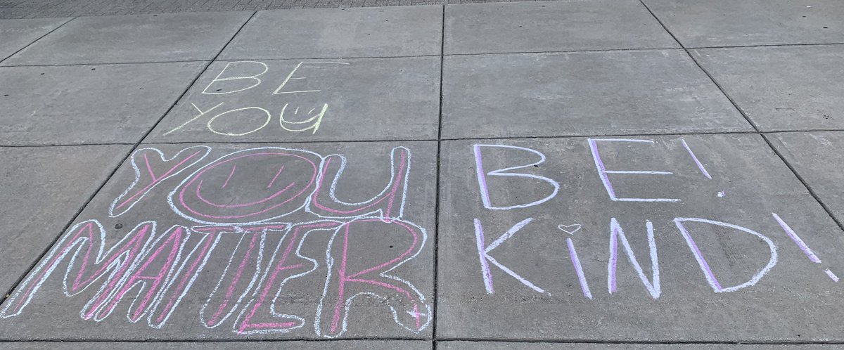 LewisvilleISD's tweet image. Today, LISD students are putting on their thinking caps to focus on 𝓽𝓱𝓲𝓷𝓴𝓲𝓷𝓰 𝓴𝓲𝓷𝓭𝓵𝔂 🧢 

Kind thoughts lead to kind actions that create kind communities!

#LISDBeKind #everyONE #OneLISD