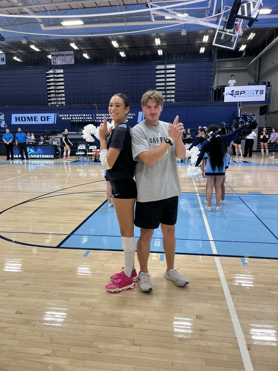 Oak Park Volleyball tweet media