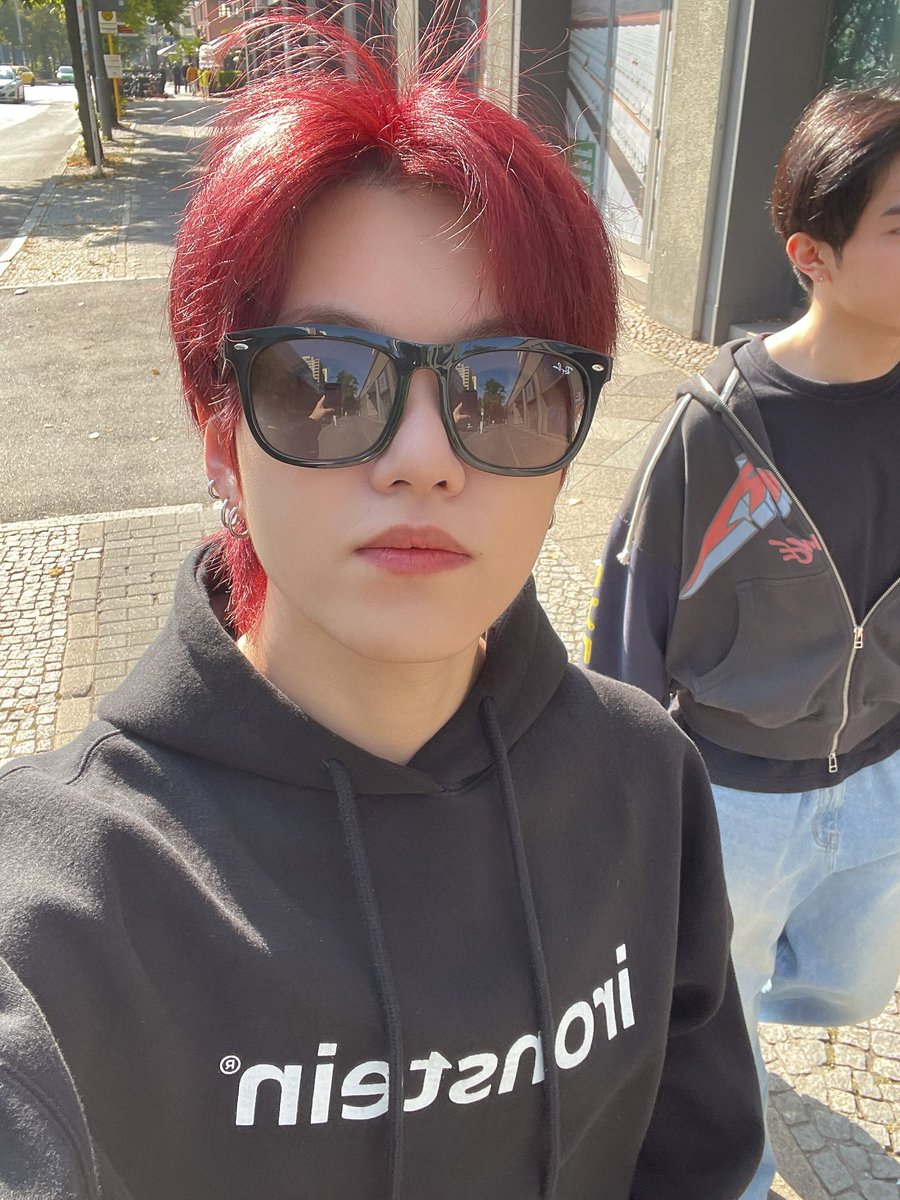 by_verivery's tweet photo. [#계현]

연휴 마지막 날까지 잘 쉬었나여 베러들
저도 어제 즐거운 시간을 보냈답니다✌️

#GYEHYEON 
#베리베리
#VERIVERY https://t.co/ZSx5jBtfU4