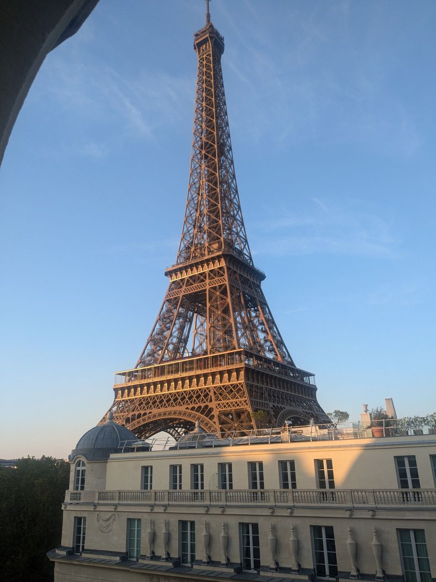 CopadoSolutions's tweet photo. While Dreamforce was lighting up San Francisco, we brought some of the magic to Europe! Copado had 2 great events in 🇬🇧 London w/ Own &amp; Accenture 🇫🇷 Paris w/ Salesforce, Own, VO2, DQE &amp; Twelve Consulting, proving that innovation knows no borders

#DF24 #CopadoDF24 #CopadoAIAgents https://t.co/gk0c4OoxZP