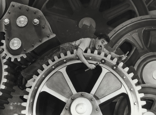 Charlie Chaplin’s masterpiece 'Modern Times' gets a screening here next year with the original score played live by <a href="/cgsinfonia/">Covent Garden Sinfonia</a> &amp; <a href="/conductorben/">Ben Palmer 🇪🇺</a>, part of <a href="/LDNSoundtrack/">LDNSoundtrack</a>. Chaplin's grandson Spencer gives a pre-screening talk. <a href="/ChaplinOfficial/">Charlie Chaplin</a>

BOOK NOW! 👇
cadoganhall.com/whats-on/charl…