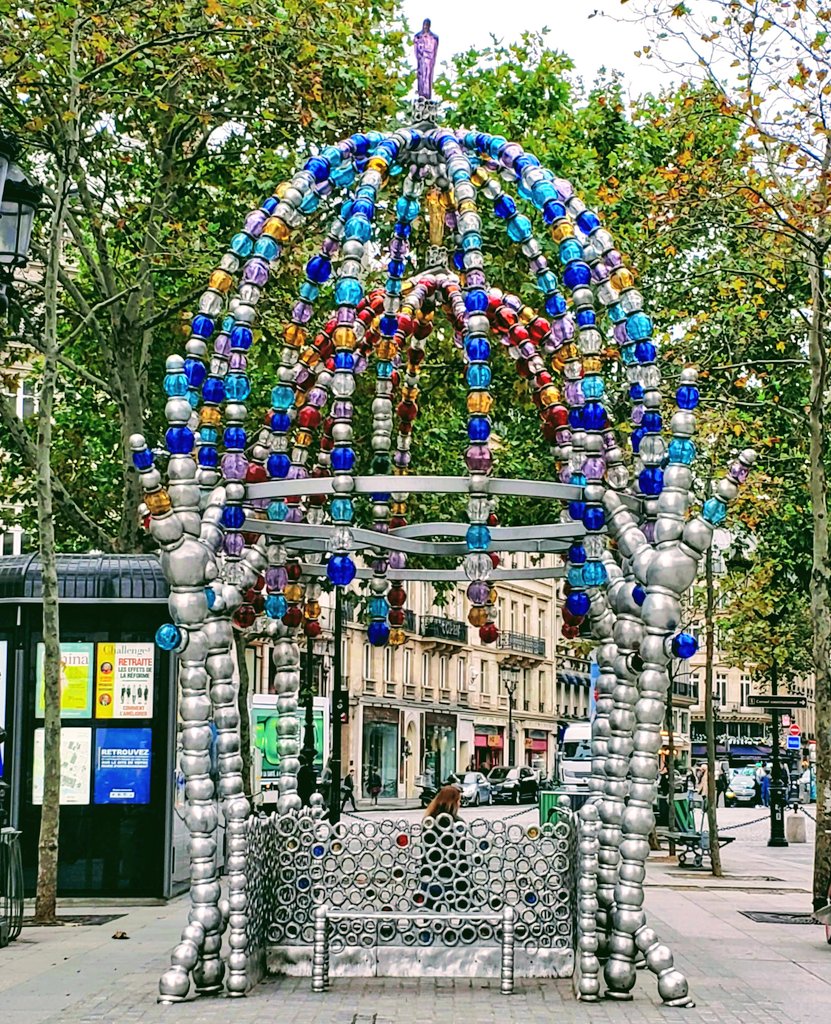 MichelleMoggio's tweet photo. The bejeweled #Metro entrance near the #PalaisRoyal is one-of-a-kind #TheParisEffect #Paris #PlaceColette #travel https://t.co/cTegH9GKdo