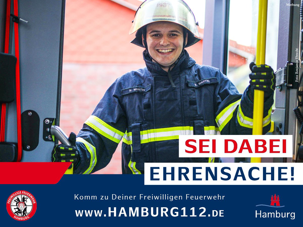 Und hier kommt mit Moritz Motiv 3 unserer Kampagne #SeidabeiEhrensache.📸
Bei der #FreiwilligeFeuerwehrHamburg vereinen die Mitglieder #Spaß und #Verantwortung miteinander.
Du möchtest unser Team verstärken? Dann schau vorbei unter hamburg112.de
 #hamburg112 #ffhamburg