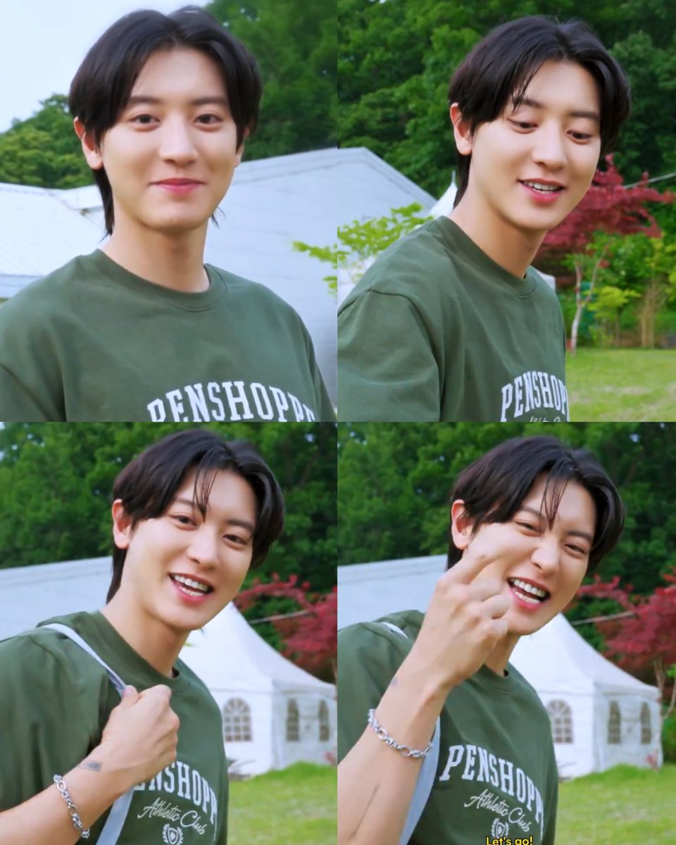 hourly chanyeol tweet media