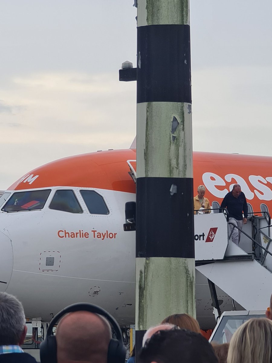RobSFC1's tweet photo. @SouthamptonFC @charlietaylor09 Happy Birthday, can you please ask him why a plane is named after him? https://t.co/IEPufcyoWl