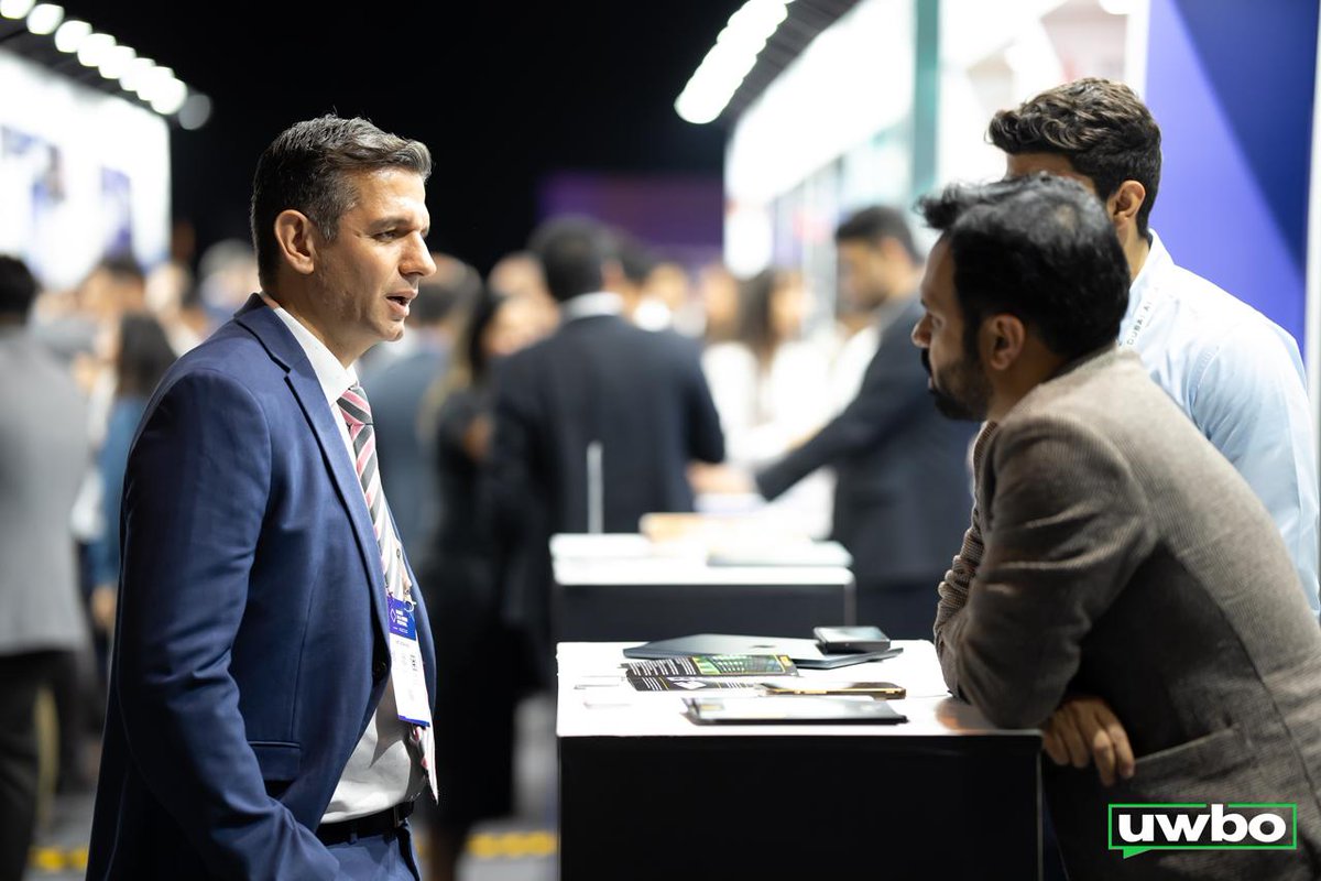 "Why does blockchain need a collective voice?"

At UWBO, we use DAO voting to address key global challenges. Here’s how:

1️⃣ Unified Blockchain Regulations: A global framework that includes voices from developing countries with growing crypto markets.

2️⃣ DeFi Security Standards: