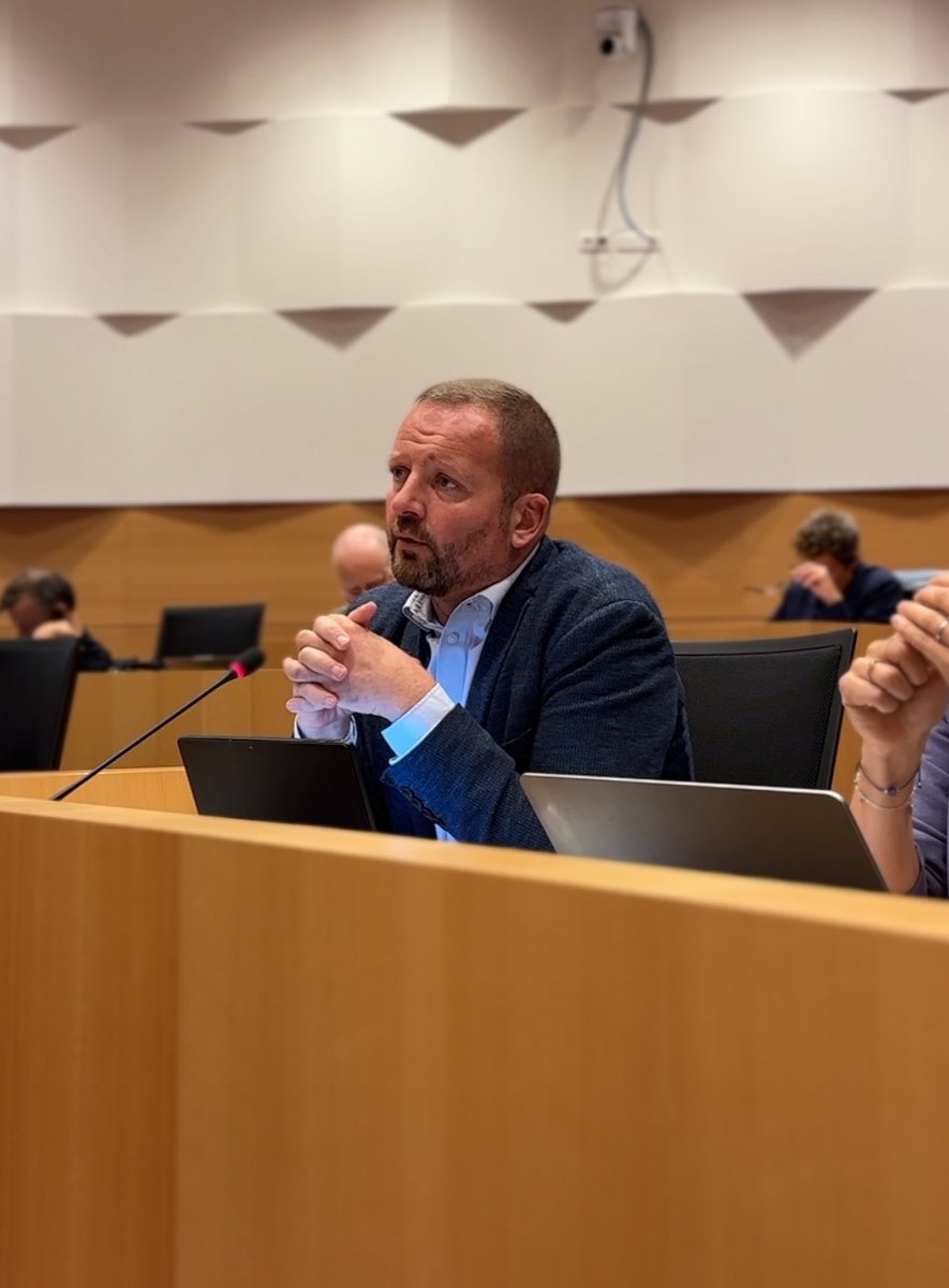 pslachambre's tweet photo. IVG : le Parlement avance, la #propositionPS sera débattue mardi prochain est commission Justice #OnAvance 💪 https://t.co/3oZXRzv0Zk