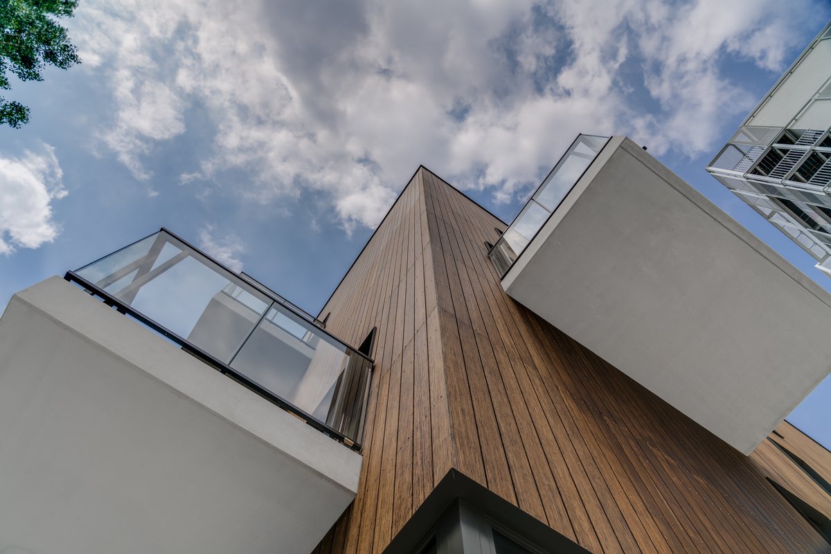 Gripsure not only provide practical and aesthetically pleasing non-slip decking, but our range of cladding is a great solution to improve the look and sustainability of buildings.

Read the benefits of adding cladding to new and existing buildings > gripsure.co.uk/2024/08/15/how…