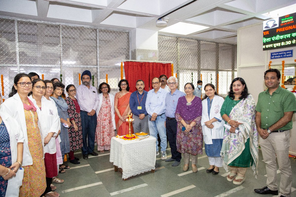 SJHDELHI's tweet photo. A new ANC registration counter on the first floor of OPD block inaugurated today by Dr Vandana Talwar, MS @SJHDELHI in presence of all AMS, faculty &amp; staff. A positive move to enhance prenatal care accessibility stated Dr Bindu Bajaj HOD.
#MaternalHealth #HospitalServices #VMMC https://t.co/sSGeTii5bz