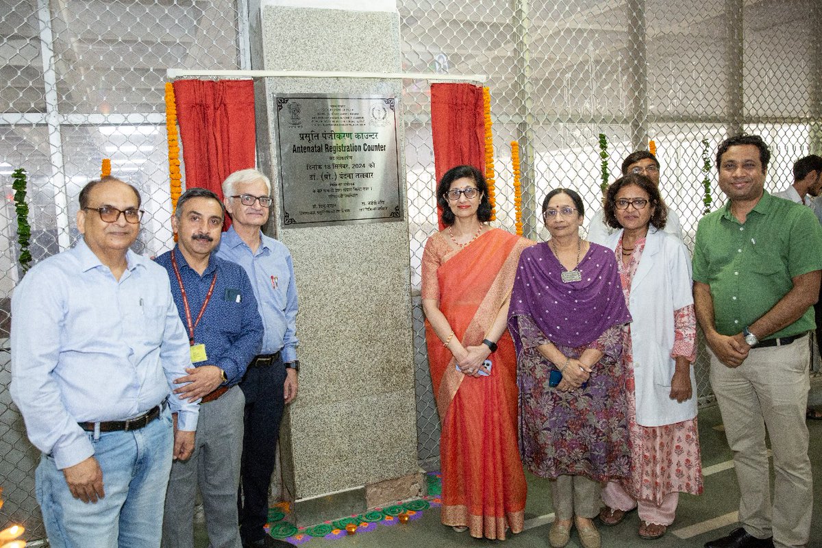 SJHDELHI's tweet photo. A new ANC registration counter on the first floor of OPD block inaugurated today by Dr Vandana Talwar, MS @SJHDELHI in presence of all AMS, faculty &amp; staff. A positive move to enhance prenatal care accessibility stated Dr Bindu Bajaj HOD.
#MaternalHealth #HospitalServices #VMMC https://t.co/sSGeTii5bz