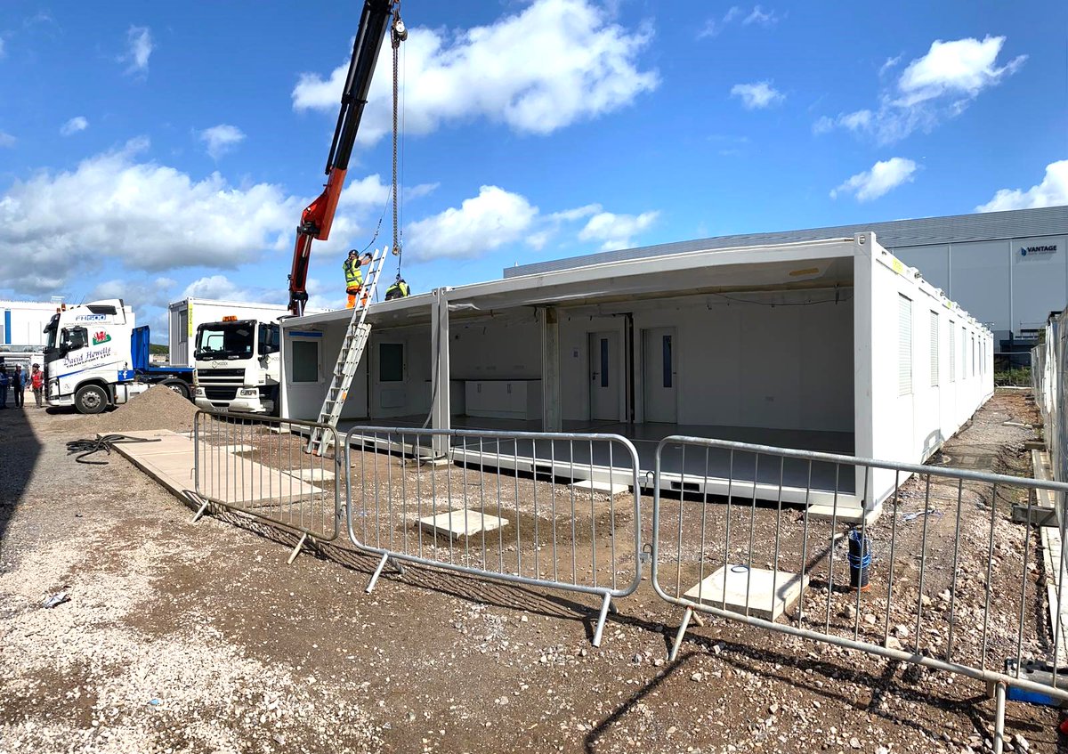 modex_spaces's tweet image. Delivery & Installation for a returning Client on an ongoing project they have in Newport.
#modularbuilding