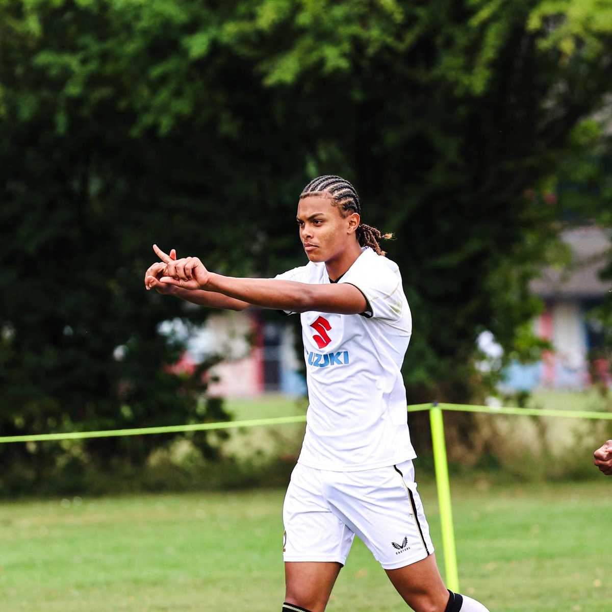 Milton Keynes Dons Academy tweet media