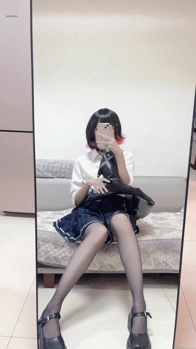 被抢走裤袜的弱小可怜又无助的艾莲桑 https://t.co/rNy9zsxuCZ