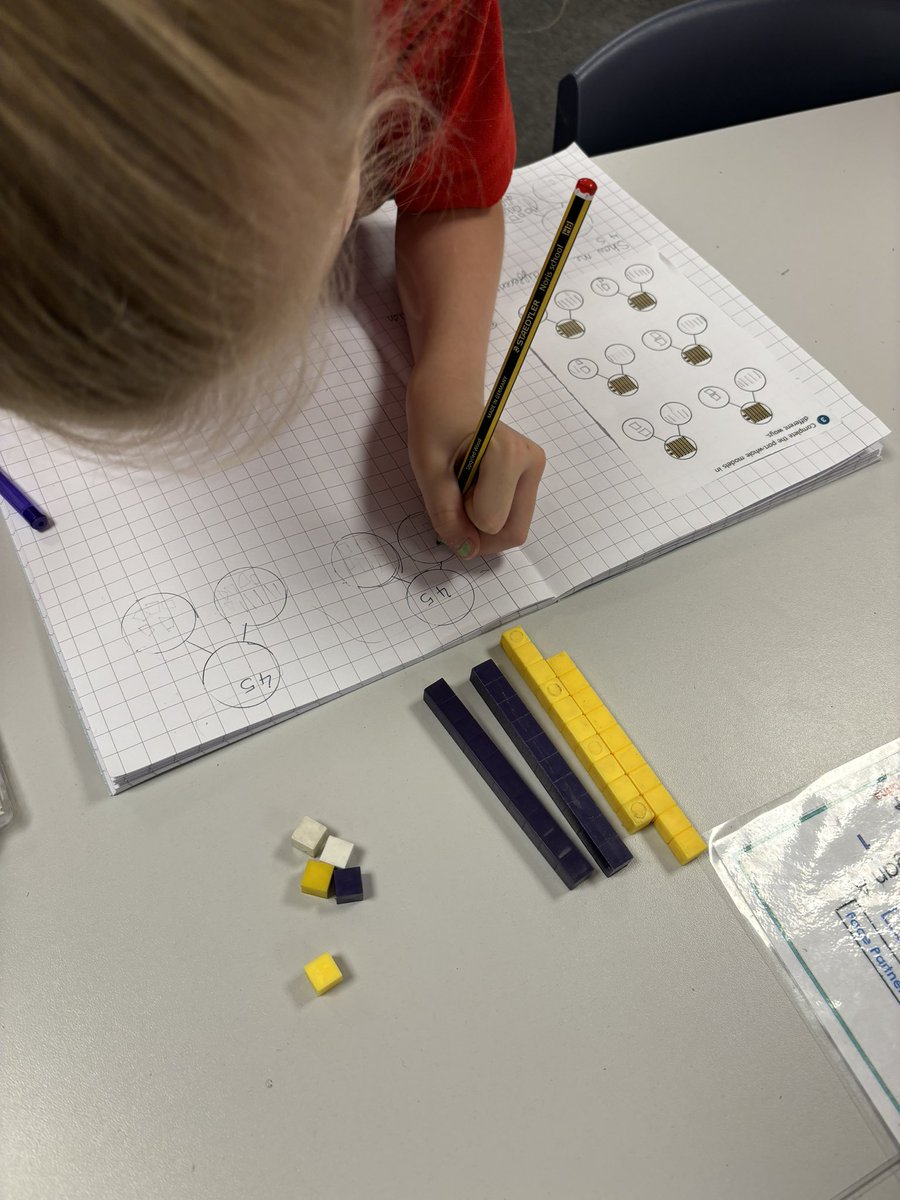 Today, Robins have been using dienes to support them with partitioning two digit numbers in different ways 🧮 

<a href="/WhiteRoseEd/">White Rose Education</a> <a href="/IPAT_Edu/">The Inspire Partnership</a> <a href="/carpenter_rob/">Rob Carpenter</a>